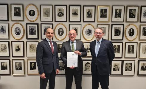 تسليم وثيقة انضمام فلسطين للجنة الدولية لشؤون المفقودين