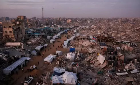 خيام النازحين في قطاع غزة عقب الدمار الهائل الذي أحدثه العدوان الإسرائيلي