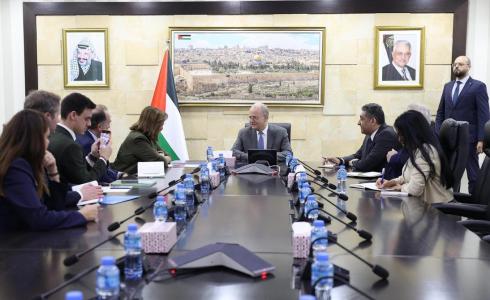 اجتماع رئيس الوزراء مع وفد من المجلس الأوروبي في رام الله