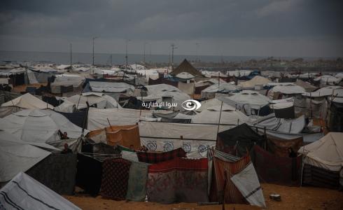 الأمطار تغرق خيام النازحين بغزة والدفاع المدني يطلق نداء استغاثة عاجل