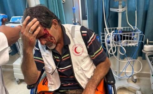 إصابة مسعفين وصحفيين في هجوم لمستوطنين في بيتا