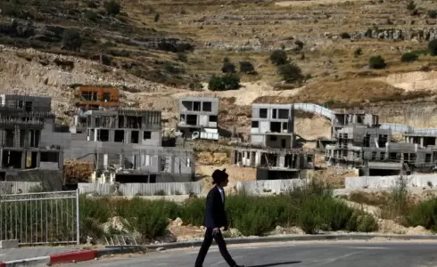 إسرائيل تبدأ تسوية الأراضي بالضفة الغربية لتعزيز سيادتها