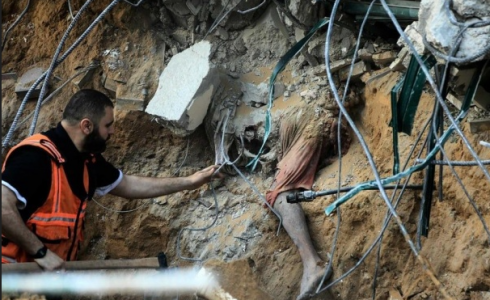 انتشال شهداء في غزة - تعبيرية