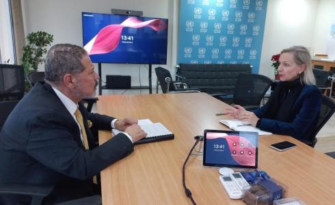 لقاء الممثل الخاص للرئيس عباس مع مديرة الأونروا في لبنان
