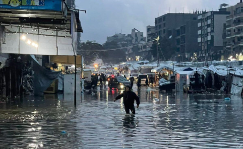 طقس فلسطين - غرق خيام النازحين في غزة جراء الأمطار