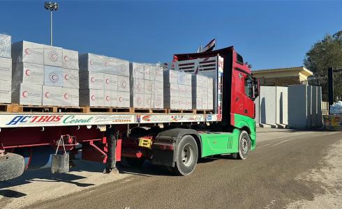 الهلال الأحمر المصري يُعزز دعم غزة بـ 305 آلاف سلة غذائية