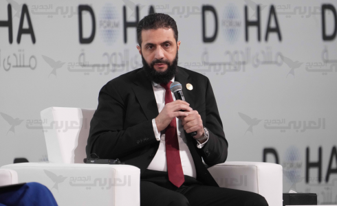 الشرع خلال مشاركته في أعمال منتدى الدوحة، 6 ديسمبر 2025