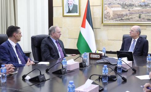 محمد مصطفى يبحث مع مسؤولين أوروبيين تطورات الأوضاع في فلسطين