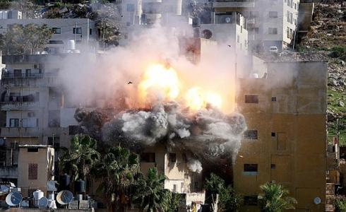 مداهمات واعتقالات بالضفة والقدس وتفجير منزل منفذ عملية بيسان