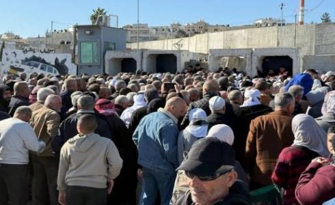 الاحتلال يغلق حاجز قلنديا أمام الفلسطينيين المتوجهين إلى القدس
