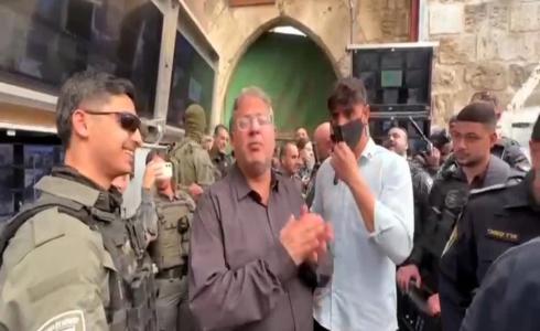 بن غفير يقتحم محيط المسجد الأقصى