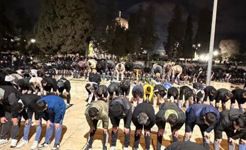 60 ألف مصلٍ يؤدون العشاء والتراويح في المسجد الأقصى