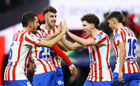 أتلتيكو مدريد يُسقط برشلونة برباعية