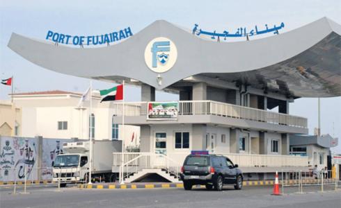 توقف بعض أنشطة تحميل النفط بميناء الفجيرة