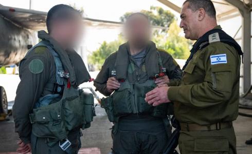 رئيس أركان الجيش الإسرائيلي إيال زامير خلال الزيارة