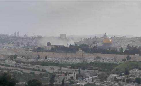 إصابة بسقوط شظايا صاروخ قرب المسجد الأقصى