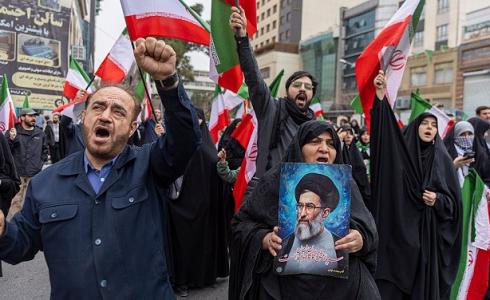 مراسم تشييع وطنية لخامنئي تستمر ثلاثة أيام بدءا من مساء الأربعاء