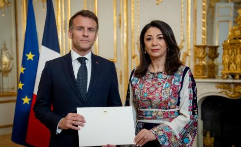 السفيرة هالة أبو حصيرة تقدم أوراق اعتمادها إلى رئيس الجمهورية الفرنسية رسميا