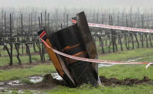 من موقع سقوط صاروخ إيراني باليستي في إسرائيل