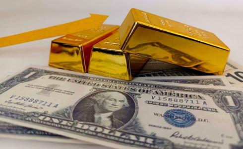 الذهب يرتفع والدولار يتراجع وسط ترقّب نهاية قريبة للحرب على إيران