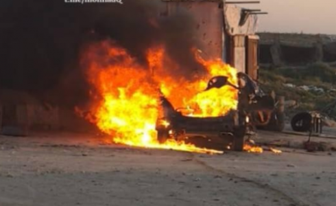 شهيدان أحدهما صحفي بقصف إسرائيلي استهدف مركبة غرب غزة