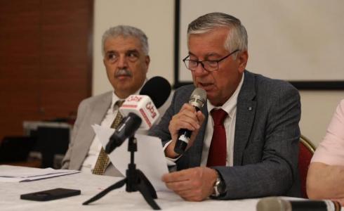 وزير الصناعة الفلسطيني عرفات عصفور