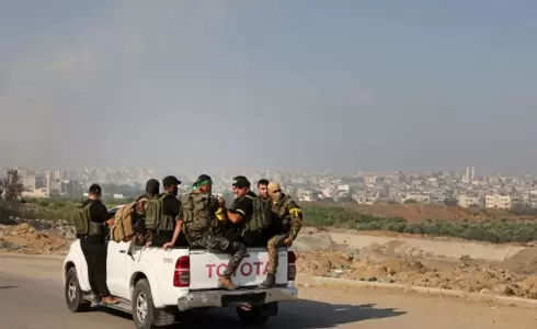 عناصر القسام خلال تنفيذ هجوم السابع من أكتوبر
