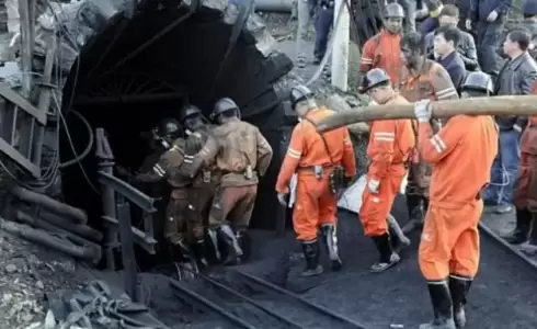 انفجار منجم للفحم بالصين
