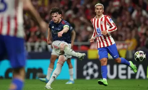 القنوات المفتوحة الناقلة لمباراة أرسنال وأتلتيكو مدريد اليوم
