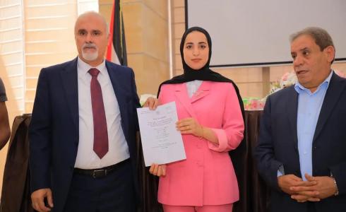 وزير الزراعة يطلق منحاً لـ192 شاباً وشابة في بيت لحم