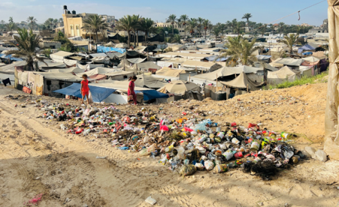 الأزمة البيئية في غزة: واقع معقد يهدد الصحة العامة