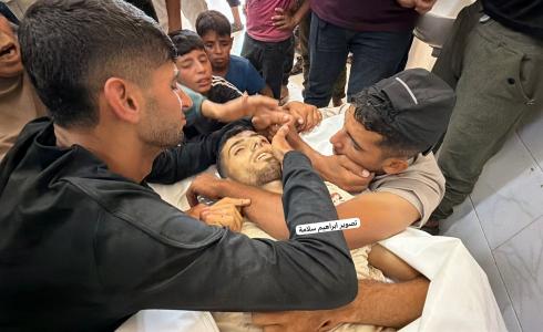 استشهاد مواطن وإصابة 10 آخرين بقصف استهدف خيام النازحين غرب خانيونس