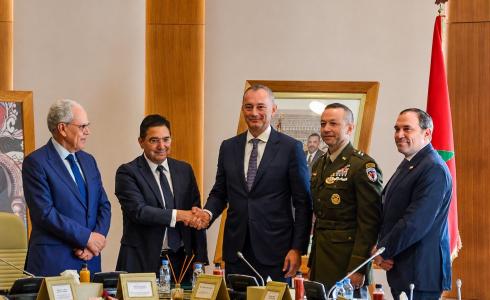 ملادينوف خلال توقيع المغرب على المشاركة في قوة الاستقرار الدولية بغزة