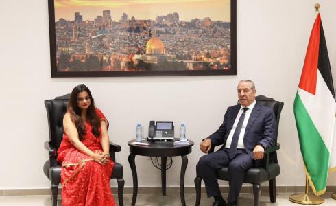 الشيخ يستقبل ممثلة جمهورية الهند لدى دولة فلسطين