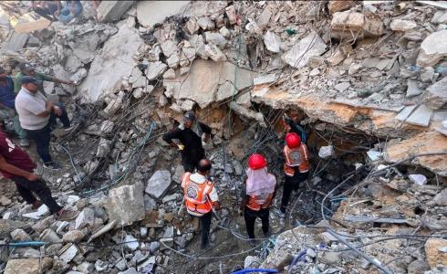 الدفاع المدني بغزة: انتشال 11 جثمانًا من تحت أنقاض منزل في حي الزيتون