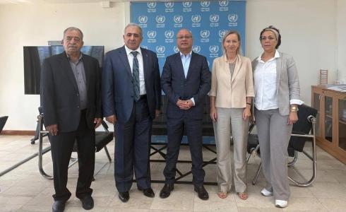 أبو هولي والأسعد يبحثان مع مديرة "الأونروا" بلبنان أوضاع اللاجئين