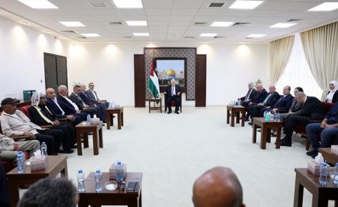 الرئيس عباس يستقبل رؤساء البلديات والمجالس المحلية لمحافظة القدس
