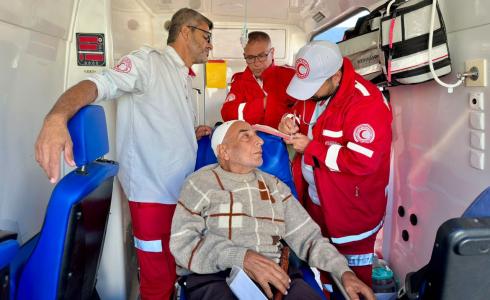 إجلاء 50 مريضًا و67 مرافقًا للعلاج خارج القطاع خلال يومين