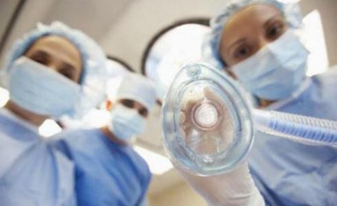 خضوع الأطفال دون العام للعمليات الجراحية