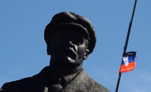 تمثال لمؤسس الاتحاد السوفيتي فلاديمير لينين