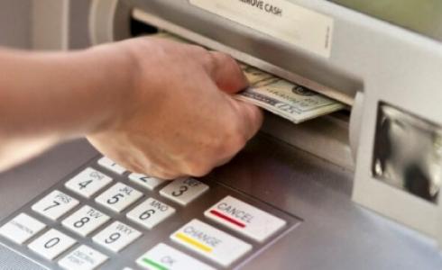 السحب المُستمر من حسابك البنكي