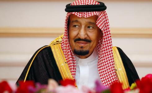 مصادر سعودية: الملك سلمان في حالةٍ مستقرة