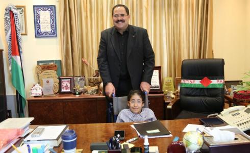 صيدم يكرّم طالبة تحدّت الإعاقة على مقعد الوزير وثلاثينية اجتازت الإنجاز (1).jpeg