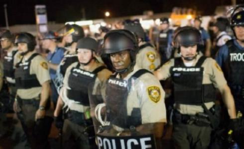 شهدت فيرغسون في ميزوري احتجاجات استمرت أسابيع بعد مقتل مايكل براون