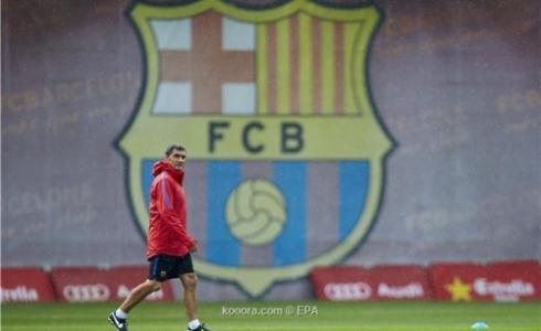 فالفيردي يطلب رحيل بعض لاعبي برشلونة