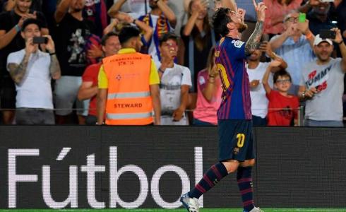 ميسي يسجل هدفا بمرمى ألافيس