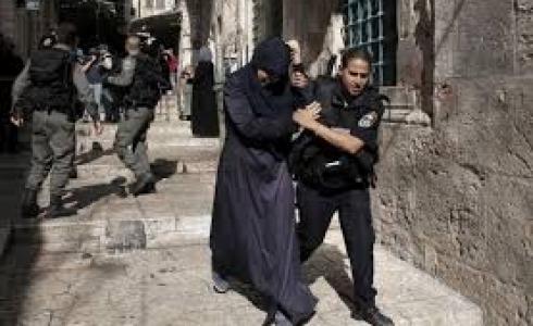 الاحتلال يعتقل فتيات في المسجد الاقصى