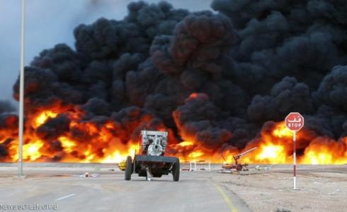 اشتعال النيران في 5 صهاريج لتخزين النفط