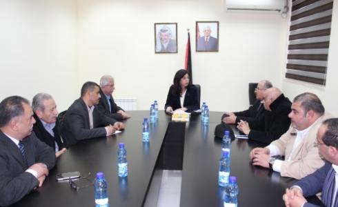 الوزيرة عودة تلتقي وفدا من القطاع الخاص في غزة