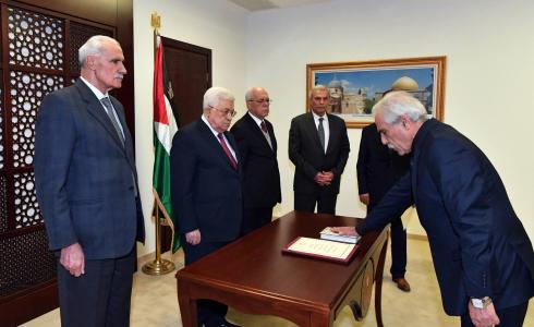 أبو النجا يؤدي اليمين الدستوري كمحافظ لغزة